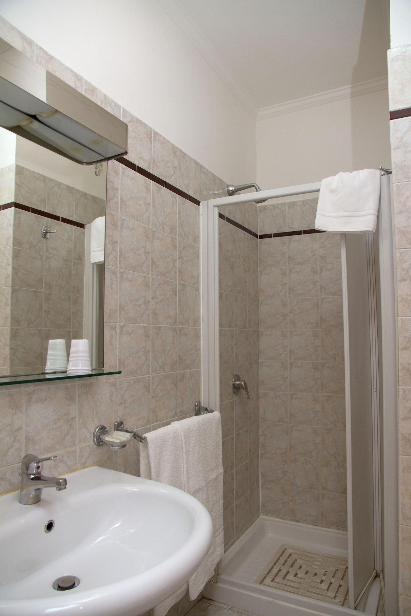 Gaudi Guesthouse Рим Экстерьер фото