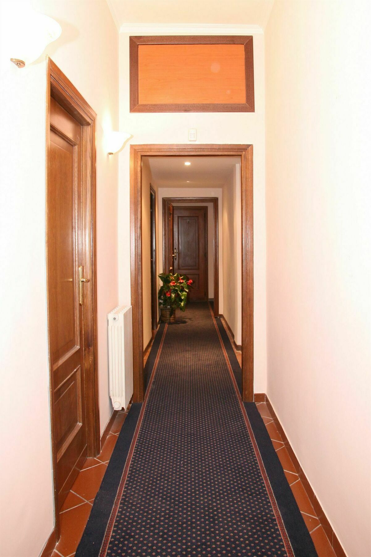 Gaudi Guesthouse Рим Экстерьер фото